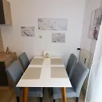 Altbauwohnung * Γκρατς