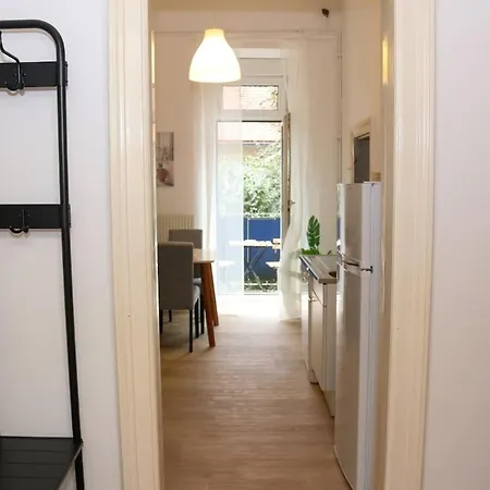 Altbauwohnung 아파트 *