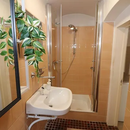 公寓 Altbauwohnung *